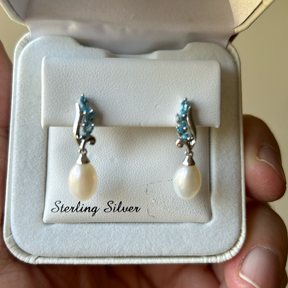 New Sterling silver blue Topaz with cultured pearls never worn.